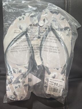 Reef Women's Flip Flops with Floral Print and Black Straps